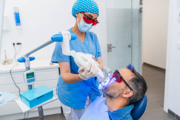 Best Knocked-Out Tooth Emergency  in Lochmoor Waterway Estates, FL
